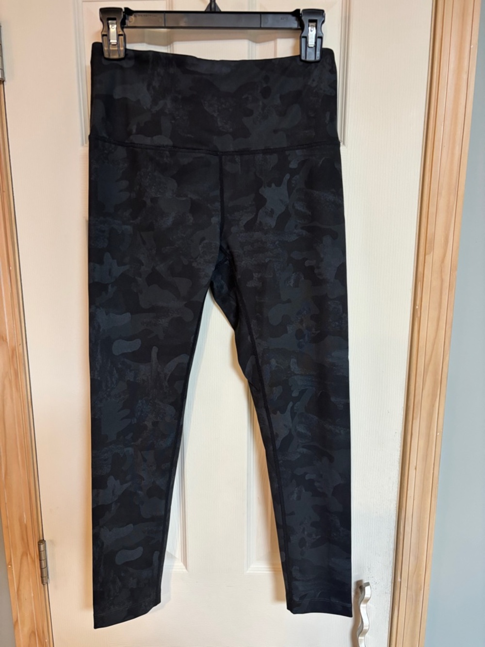 Zella Black Camo High Rise Ankle Yoga Leggings M